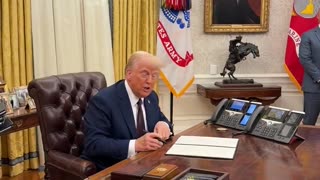 🚨BREAKING: President Donald Trump signs an Executive Order to declassify the