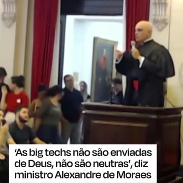 O Nazista Alexandre diz que as bigtechs não são enviadas de Deus e não são neutras. É irônico ouvir isso de alguém que se julga acima de Deus e que é totalmente parcial.