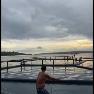 Connecting Hexafarms