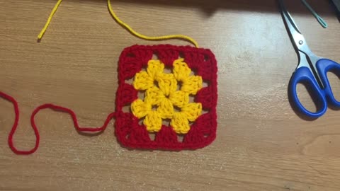 Basic/Traditional Granny Square Tutorial