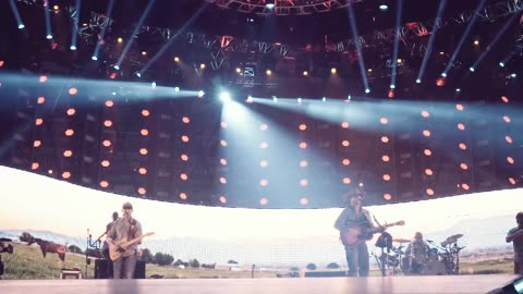 Cody Johnson - Dear Rodeo (Live Performance From The Houston Rodeo)