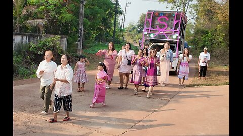 Thai Wedding on our street