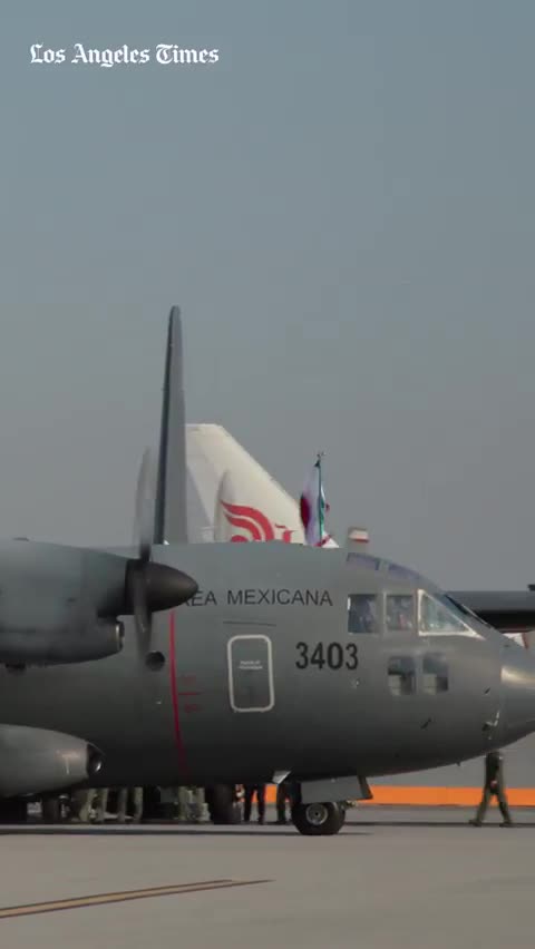 MEXICAN FIREFIGHTERS JOIN LOS ANGELES WILDFIRE BATTLE