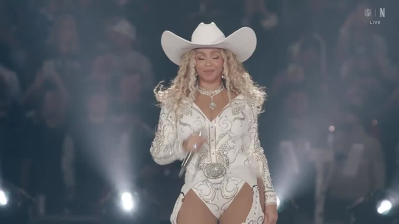 Beyonce - NFL Halftime Show 2024