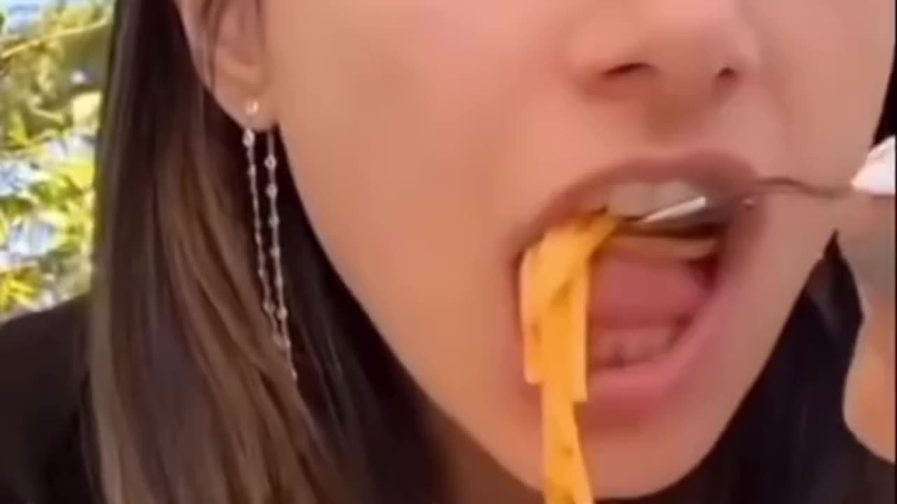 Mia khalifa🍝