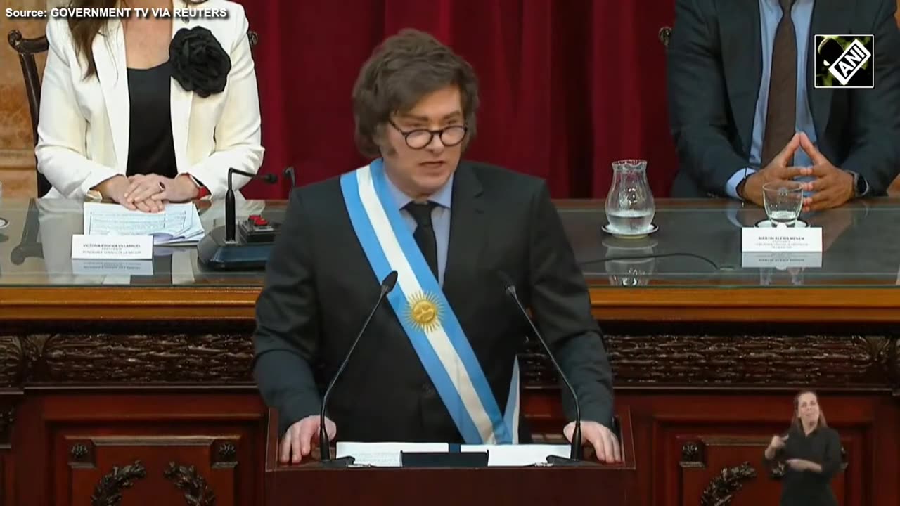 Argentine Prez Javier Milei addresses the Parliament at the opening of the annual sessions