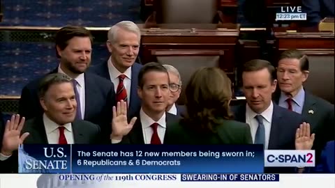 JD Vance starts laughing while Vice President Kamala Harris is swearing in new U.S. Senators.