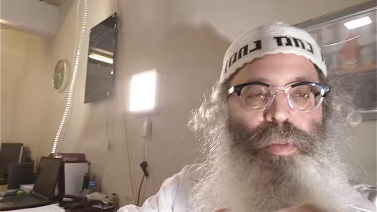 ודבק ולא בזכר באשתו ולא באשת חבירו והיו לבשר אחד מי שנעשים בשר אחד יצאו- שיר נ נח מסכת סנהדרין דף נח