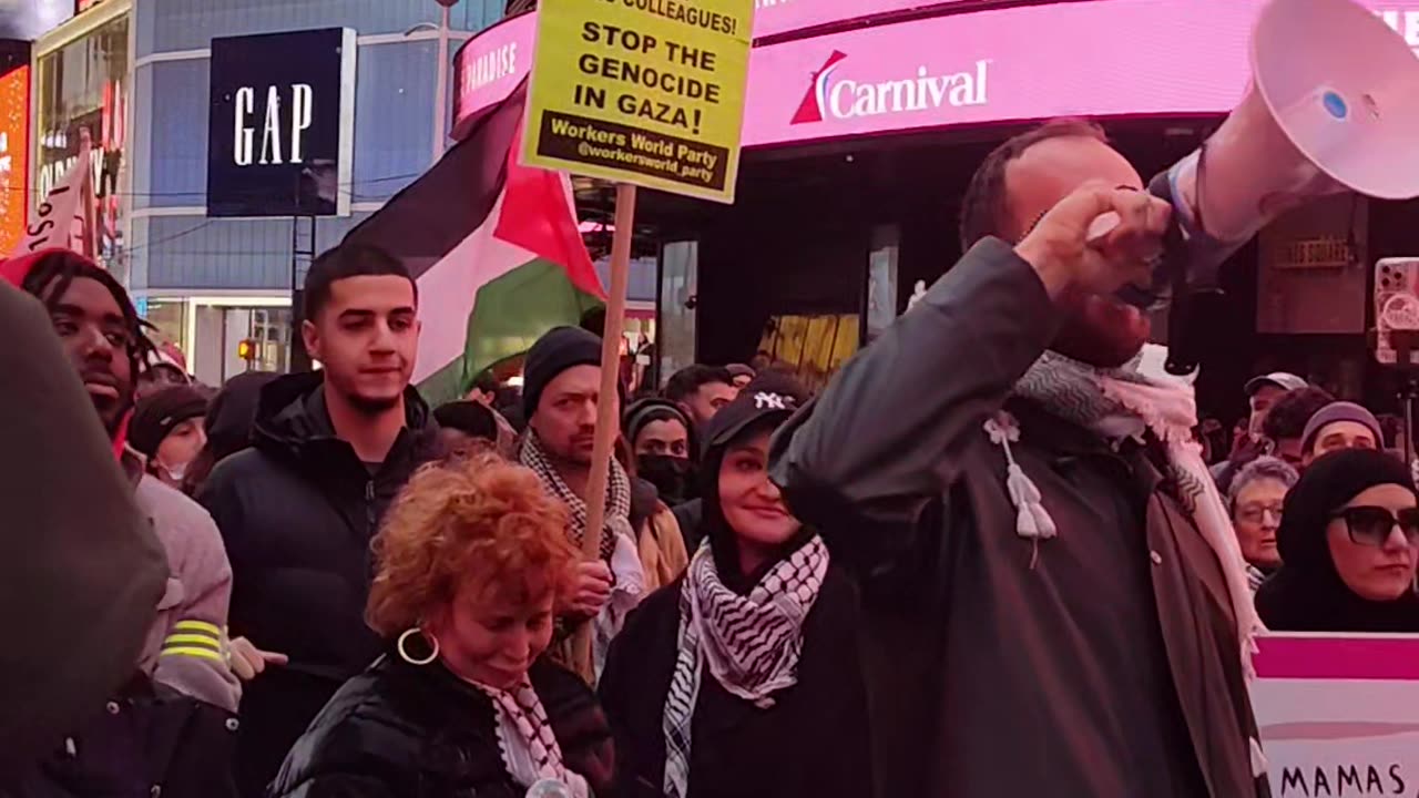 "New York City: ALL OUT FOR PALESTINE" on the first day in 2025. 5of7