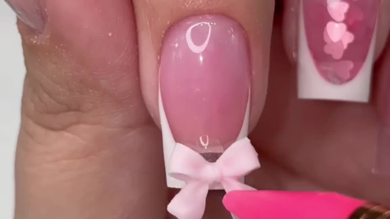 💅✨ Watch Me Create the Perfect Valentine's Day Nails! 🎀❤️