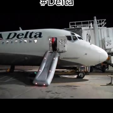Watch Funny #B737 Escape Slide Shooting #Aviation #AeroArduino