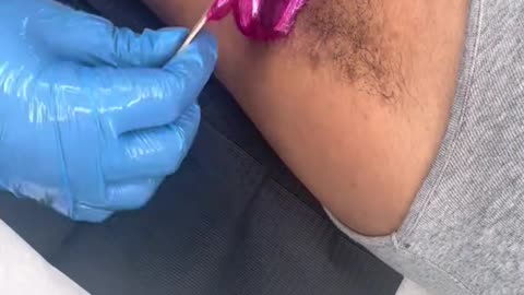 Underarm Waxing with Sexy Smooth Tickled Pink Hard Wax | @sageskinesthetics