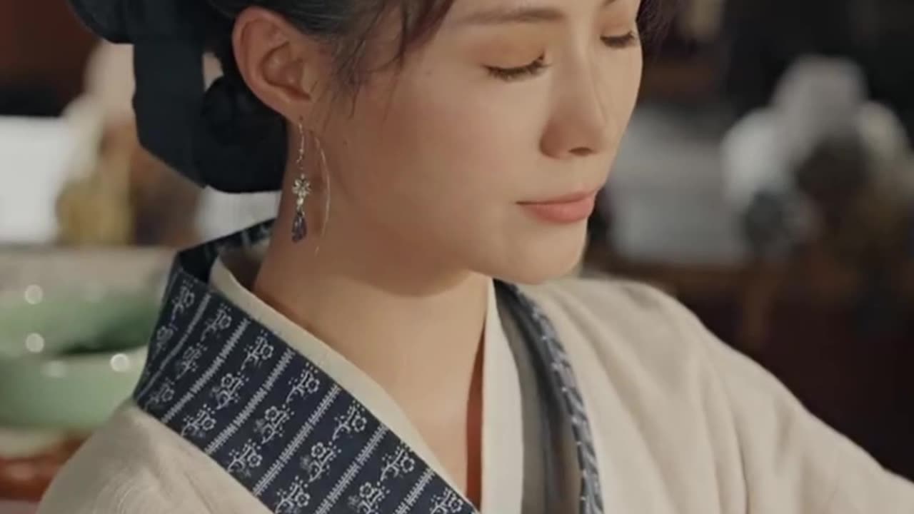 穿成极品老妇只想当咸鱼