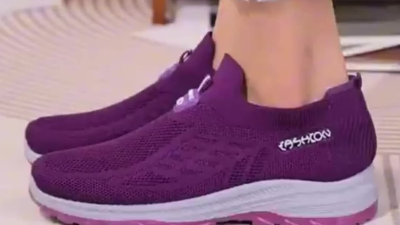 Women's Breathable Knit Slip-On Sneakers