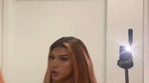 Young tgirl dancing to us