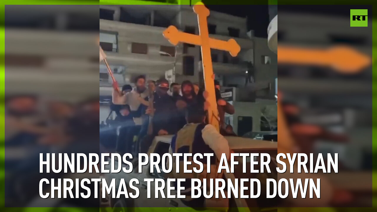 Hundreds protest after Syrian Christmas tree burned down