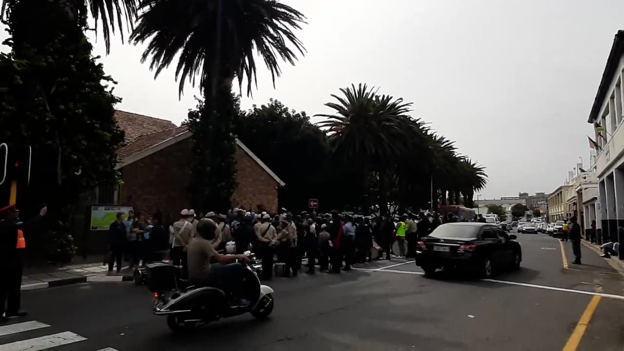 THE HERITAGE DAY PARADE, SIMON'S TOWN #willetshotel #generalmanager #parade #crowds #event #travel