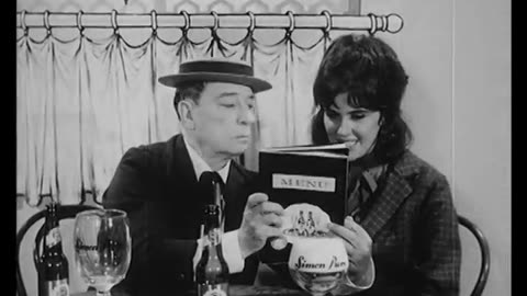 Simon Beer Ad4 with Buster Keaton