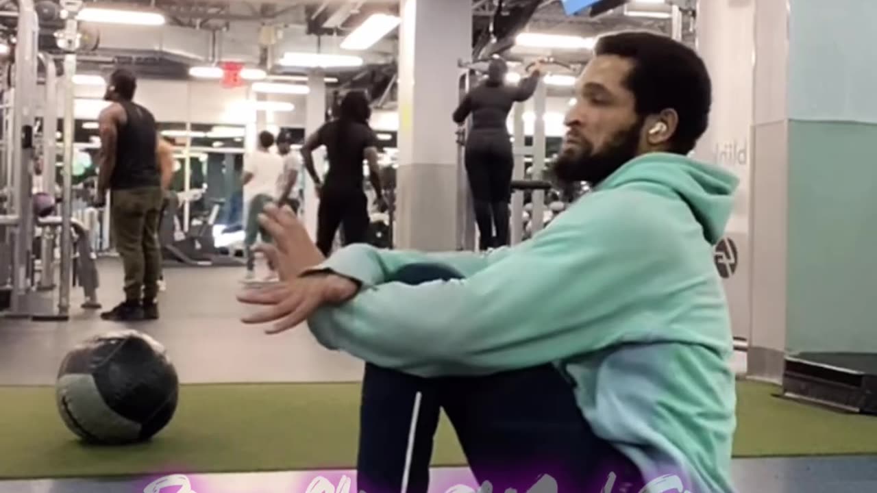 Anthony Payne exercise voguing at the gym-only on Bigo 1/9/25 #bigoclipandsip