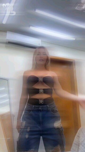 who misses me ❤️‍🔥❤️‍🔥❤️‍🔥❤️‍🔥#trending #fyp #viral #foryoupage #outfit #OOTD #foryou