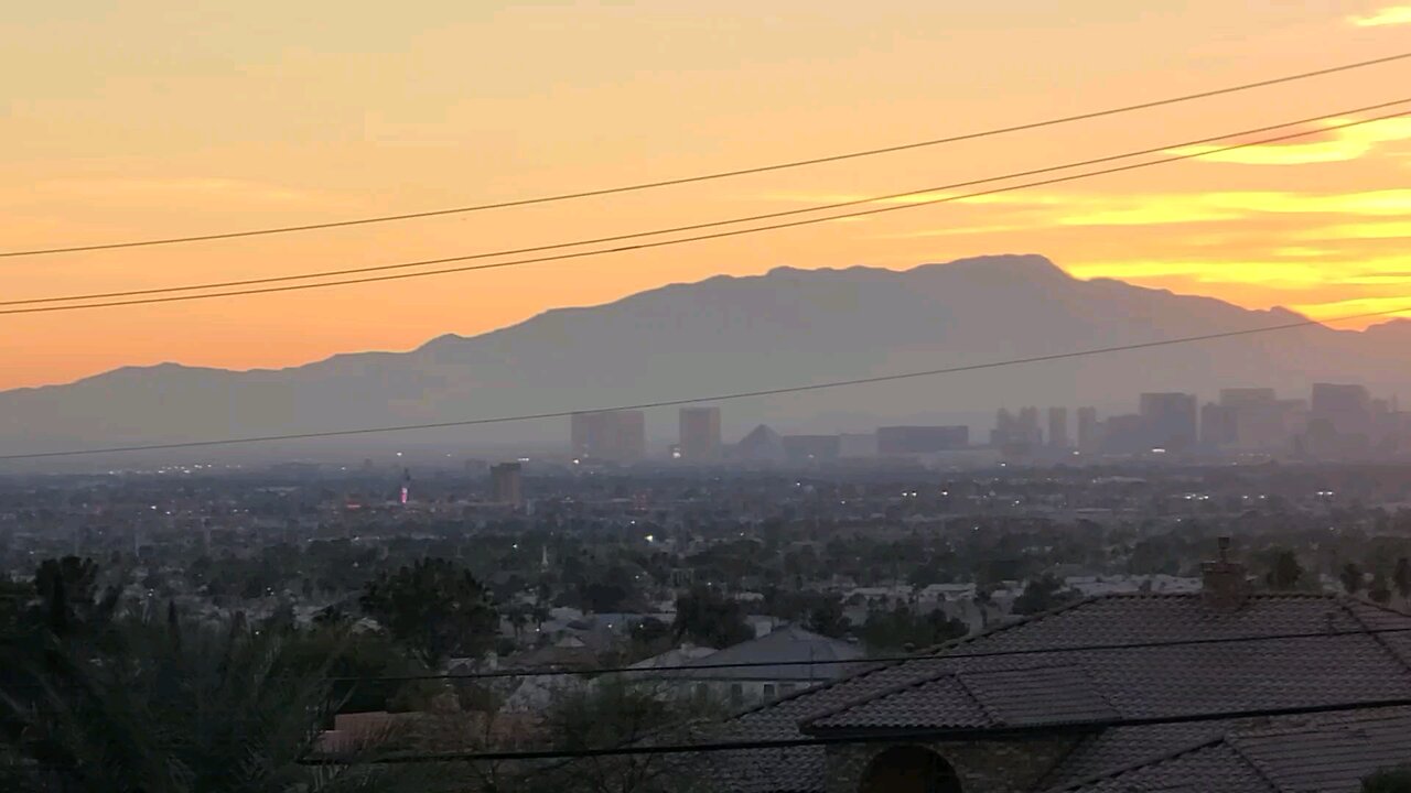 Did you see tonight's Las Vegas sunset? Check this out! 02.02.2025 #follow #lasvegas #travel #casino