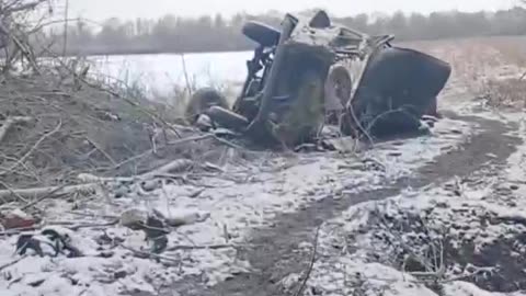 Russian Soldier Films Aftermath of Van Hitting a Mine(-5 Russian Occupants)