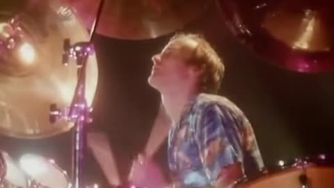 Genesis - Turn It On Again (1980)