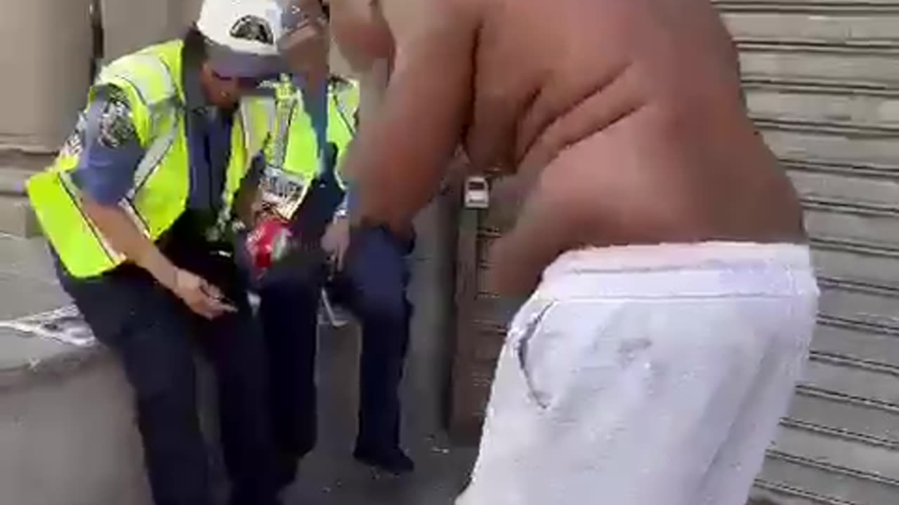 Cop and Bum: An Unforgettable Dance #dance #viral #unexpected #friendship