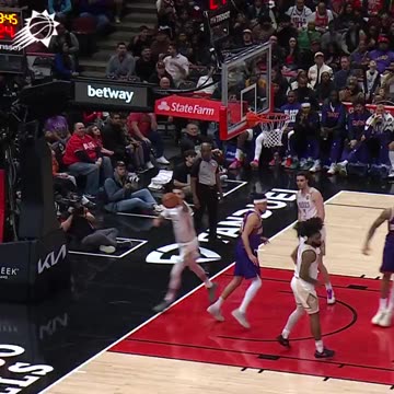 Phoenix Suns - Big Bucket Brad.