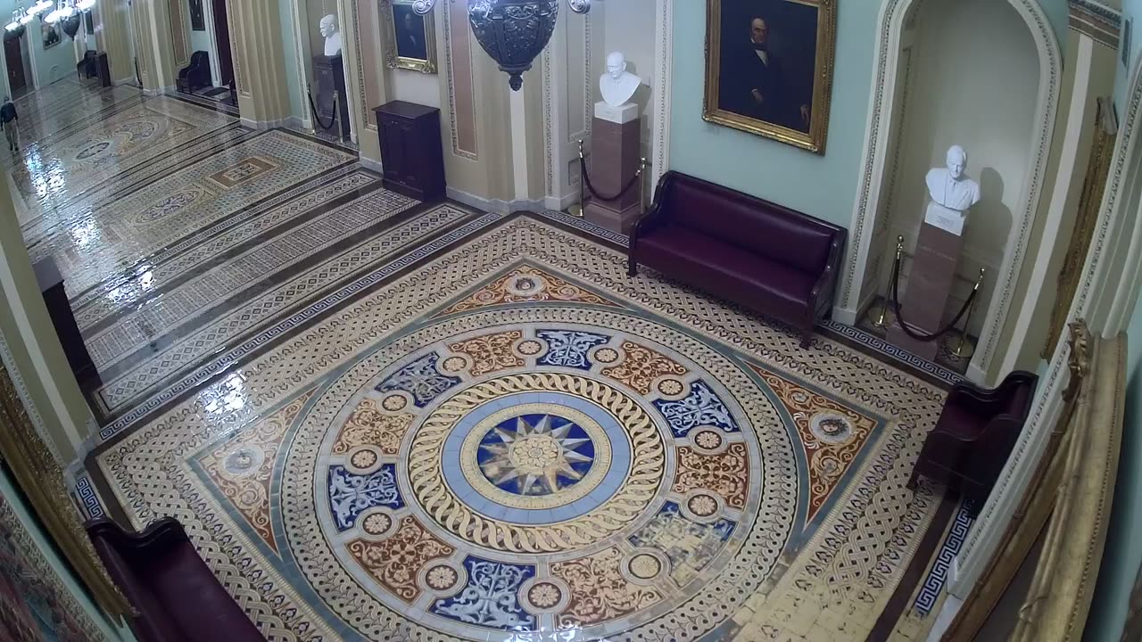 0213USCS02OhioClockCorridornearS208_2021-01-06_06h00min02s200ms.mp4