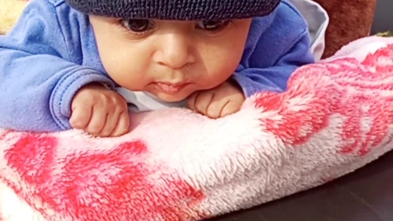 Baby play