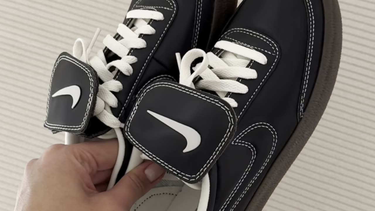 Start 2025 good with these shoes 🤭