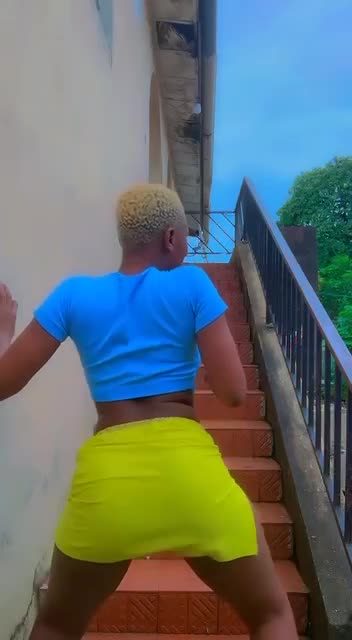 M slim thick chocolate bunny.