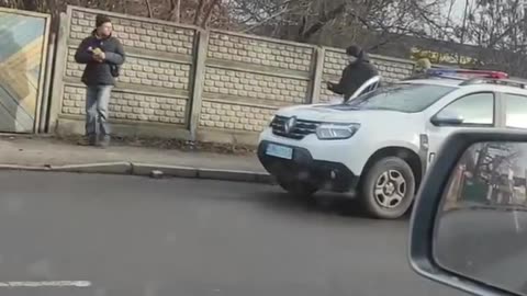 In a Ukrainian city, kidnappers from the Zelensky regime began their hunt for a random guy