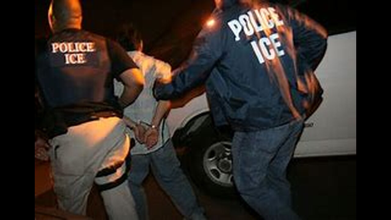 Chicago Resident Supports Trump’s ICE Raids Targeting Criminal Migrants