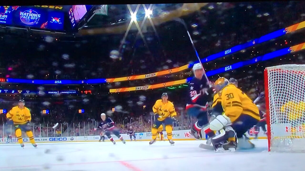 🇺🇸 #29 Brock Nelson says get out the way bitch!