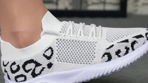 Women's Knitted Sports Shoes