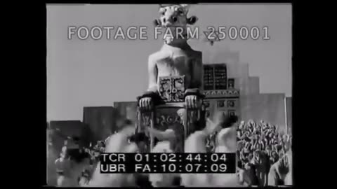 1933: 150,000 Jews a “historical pageant” to simulate a child sacrifice to Moloch.