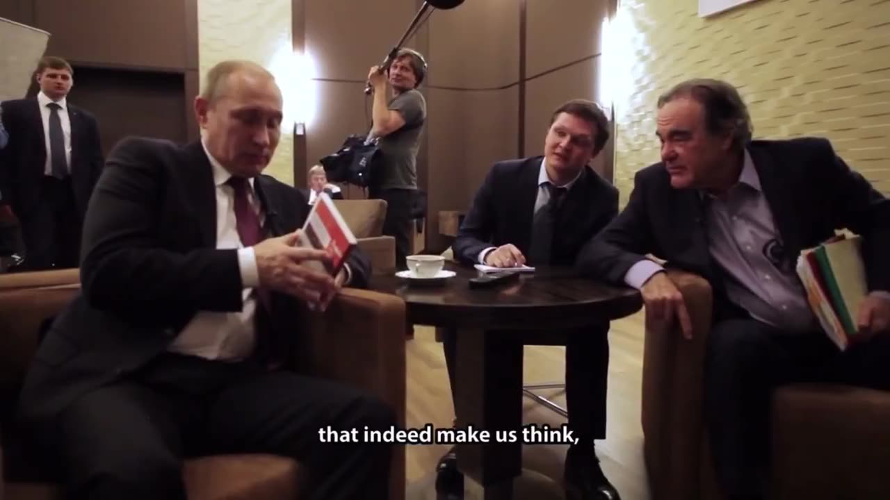 🚩 Oliver Stone: Interesting excerpt of his interview with Vladimir Putin (2017)