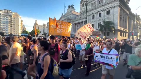 Clashes break out at Argentina protest supporting retirees