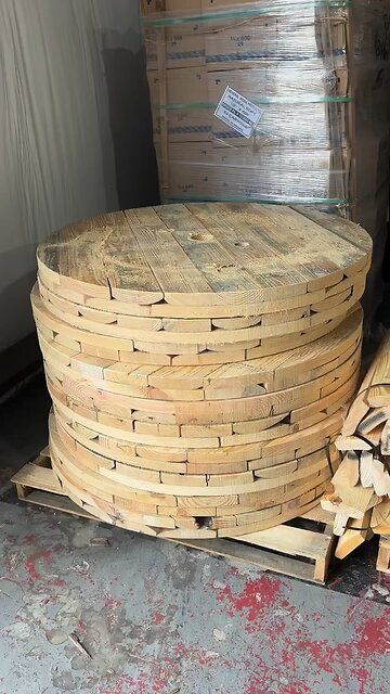 241108 Putting reels together.