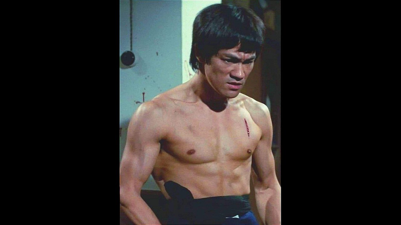 Cross kick Studio Films Bruce Lee Fist of Fury