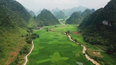 Ninh Binh, Viet Nam Travel Must Go