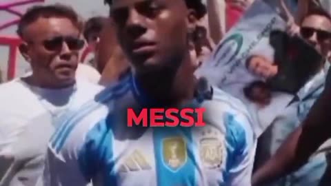 Ishowspeed asks argentina people messi or ronaldo 🤣