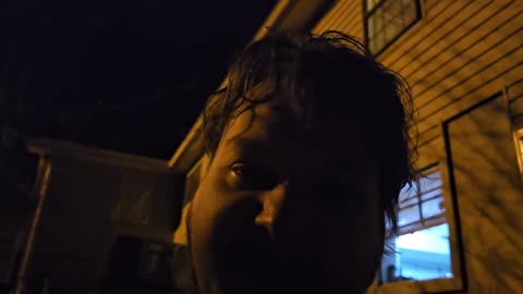 Relaxed Vlog outside 02-04-2025