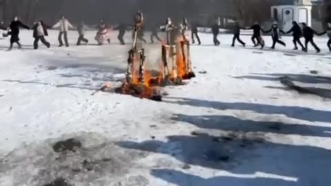 High School Students in Occupied Donetsk Dance Around Burning Effigies of EU Leaders