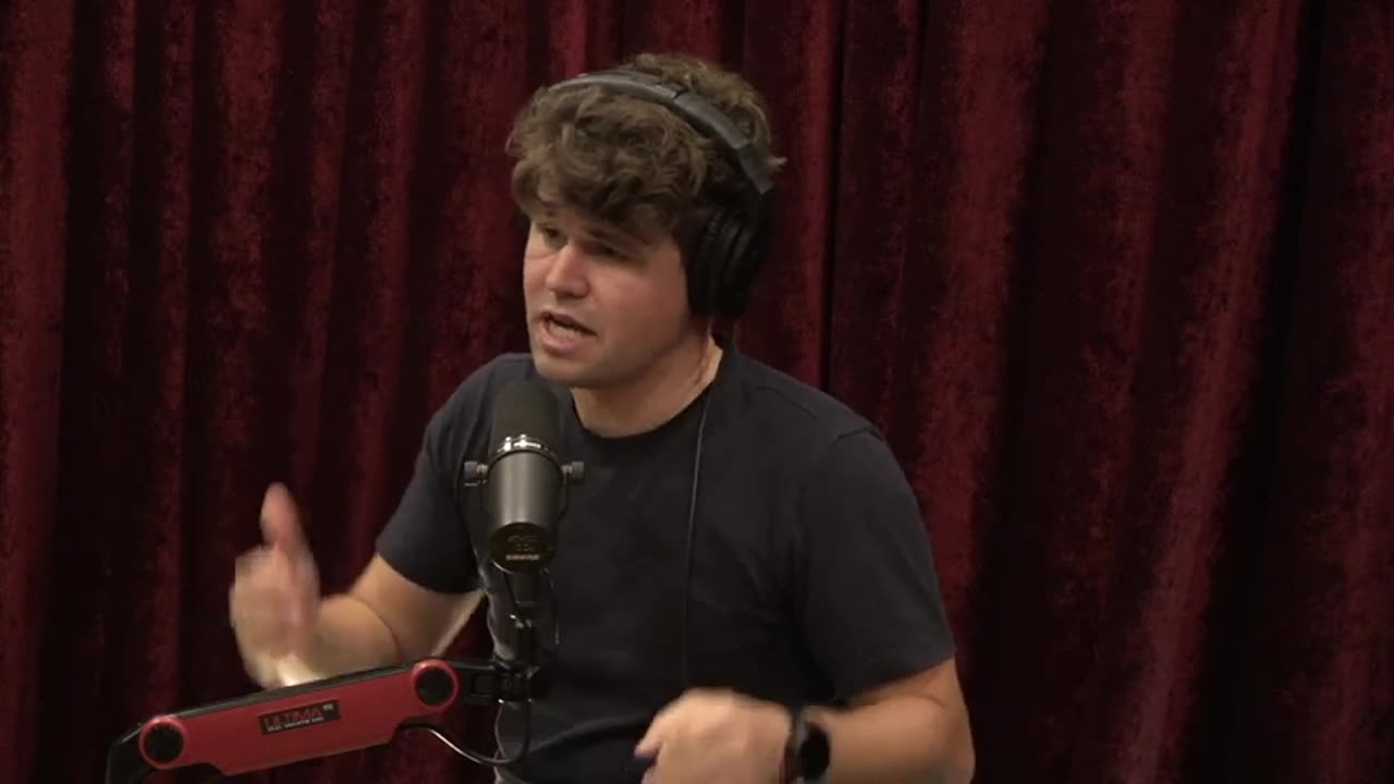 The Joe Rogan Experience | Magnus Carlsen (2275)