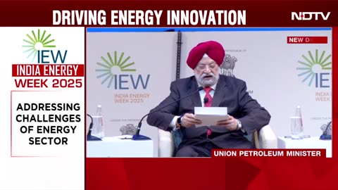 IEW 2025 | "Climate Change Is Major Threat": Hardeep Puri At India Energy Week 2025