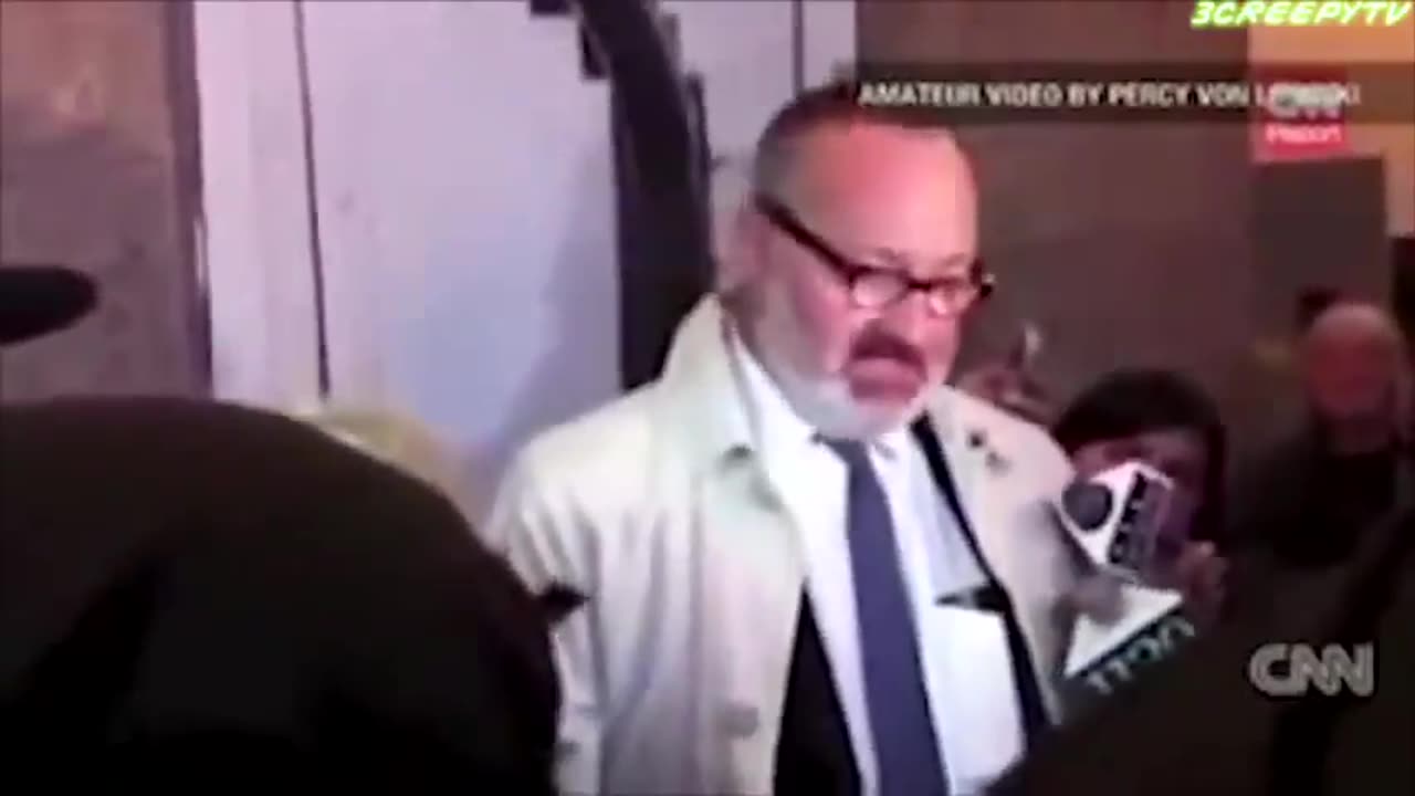 Randy Quaid Exposes The Illuminati