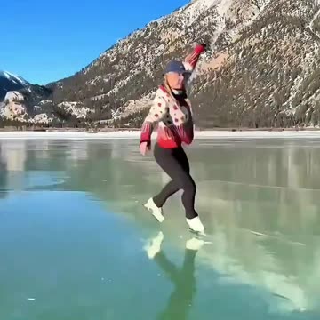 Beautiful environment skating on the river video 2025 skc.com 23